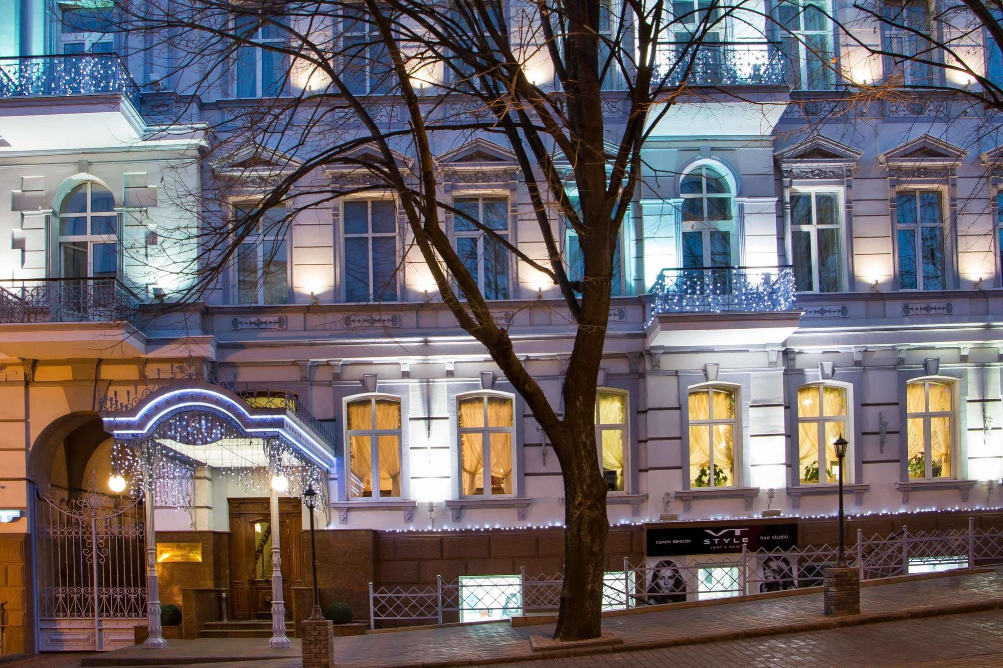 Continental Hotel Odesa Exterior photo